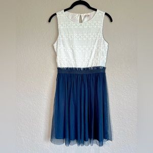 AUW Sleeveless Dress Lace Top Navy & Cream